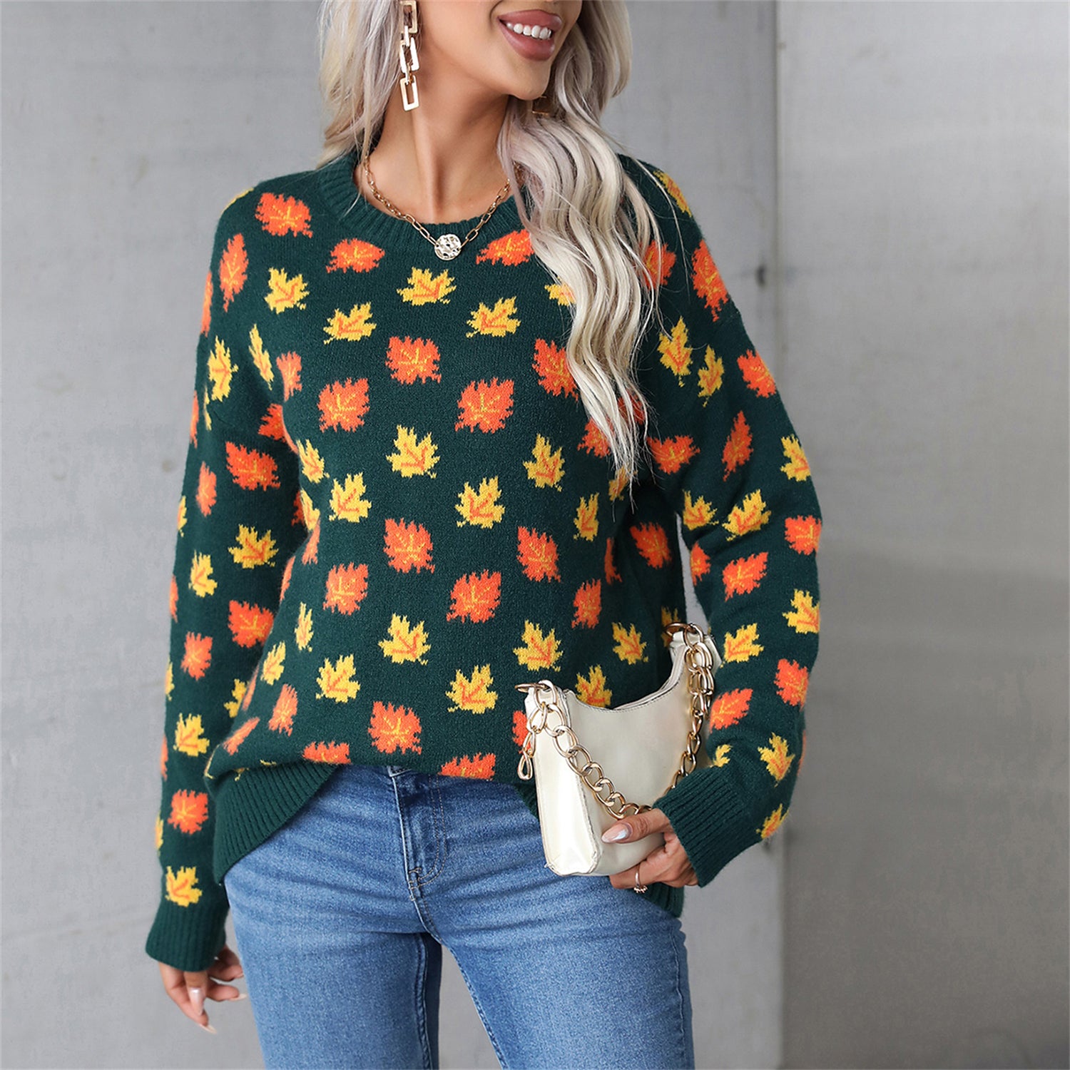 Long Sleeved Loose Pullover Knitted Sweater