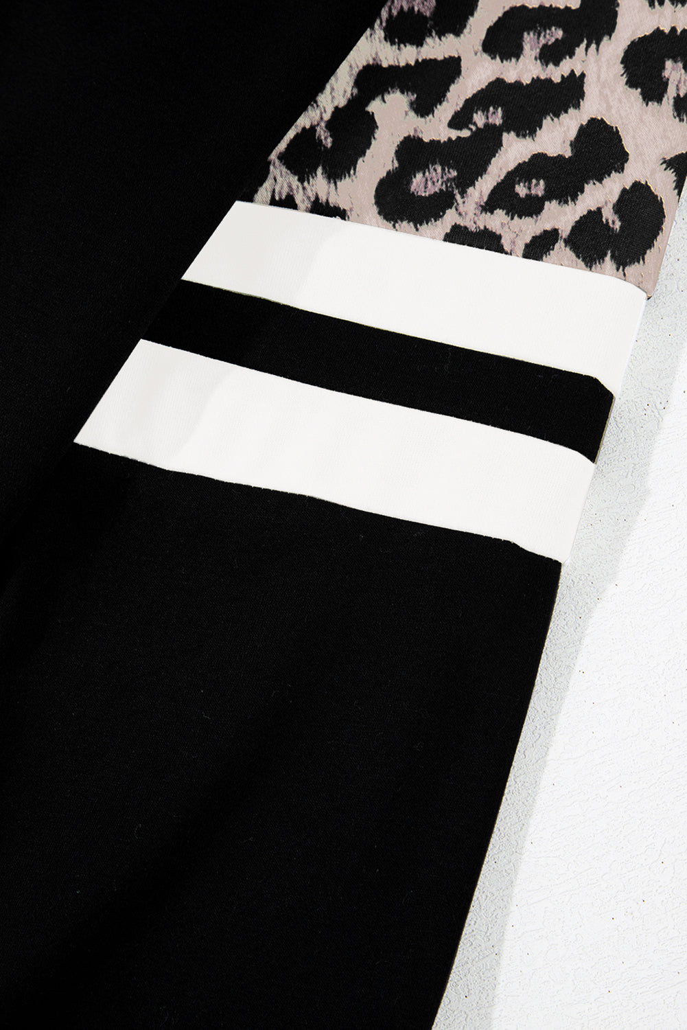 Black Leopard Print Colorblock Raglan Sleeve Sweatshirt